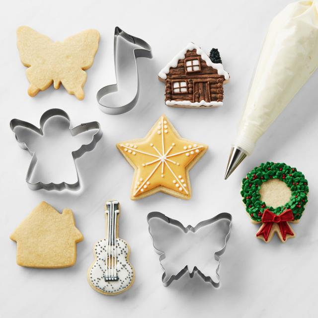 Williams Sonoma's Dolly Parton Holiday Collab Is Still