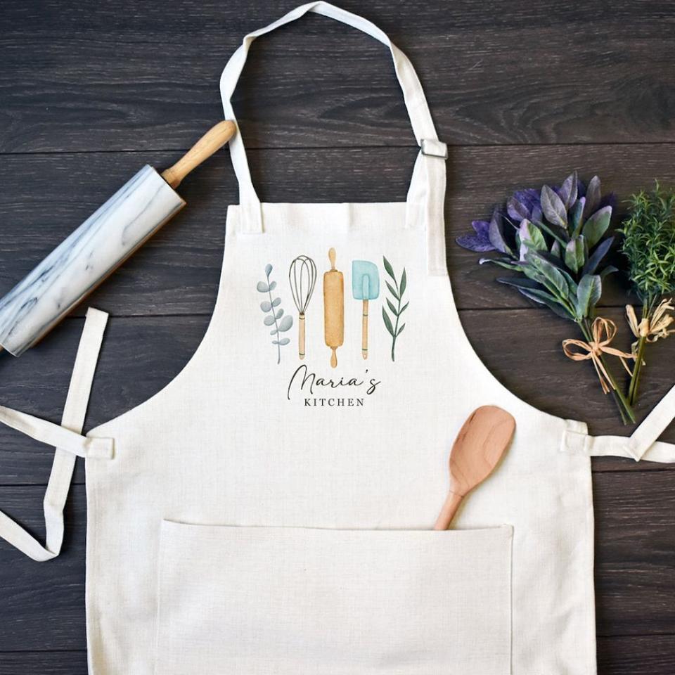 8) Personalized Linen Kitchen Apron