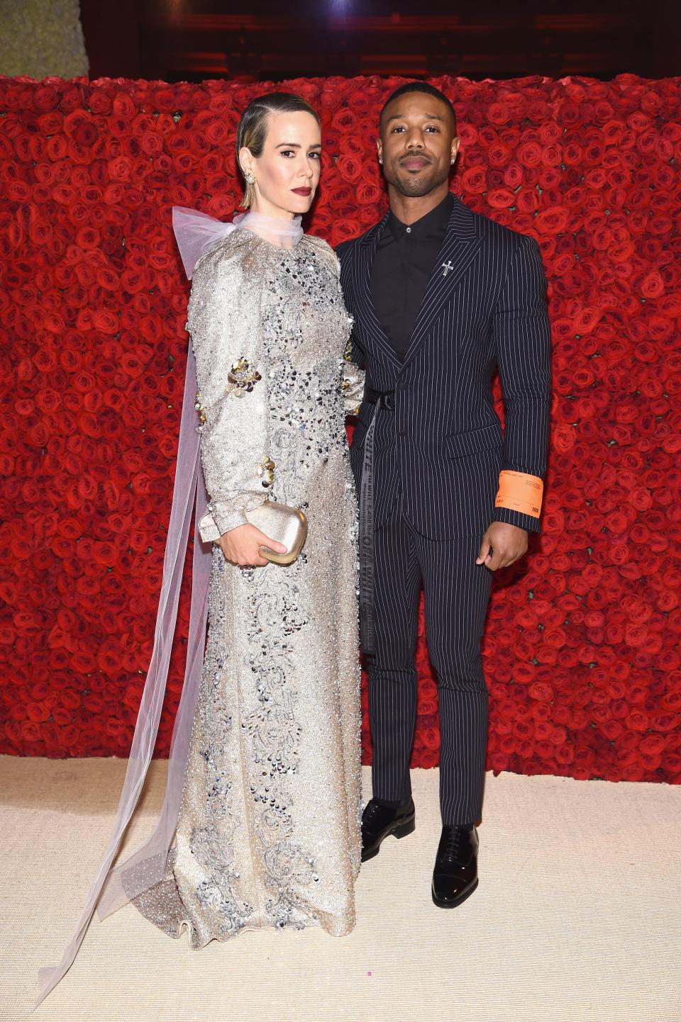 <h1 class="title">Sarah Paulson in Prada and Michael B. Jordan in Off-White</h1><cite class="credit">Photo: Getty Images</cite>