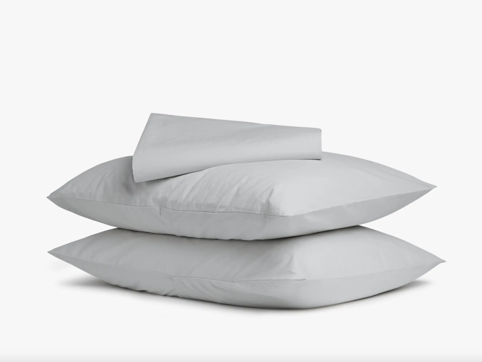 <p><a href="https://go.redirectingat.com?id=74968X1596630&url=https%3A%2F%2Fwww.parachutehome.com%2Fproducts%2Fpercale-sheet-set&sref=https%3A%2F%2Fwww.harpersbazaar.com%2Ffashion%2Ftrends%2Fg43591923%2Fbest-sheets%2F" rel="nofollow noopener" target="_blank" data-ylk="slk:Shop Now;elm:context_link;itc:0;sec:content-canvas" class="link ">Shop Now</a></p><p>Percale Sheet Set</p><p>$149.00</p><p>parachutehome.com</p><span class="copyright">Parachute</span>