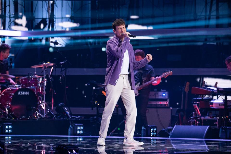 Alex Kerski (24) aus Berlin bei den Blind Auditions von The Voice of Germany 2021