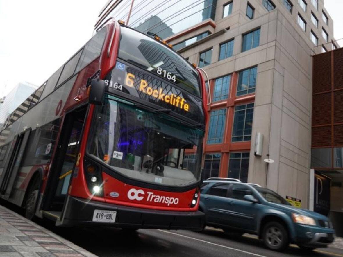 A new law requiring breaks during bus operator shifts has led to an increase in bus route cancellations, so OC Transpo is trying to hire hundreds more. (Francis Ferland/CBC - image credit)