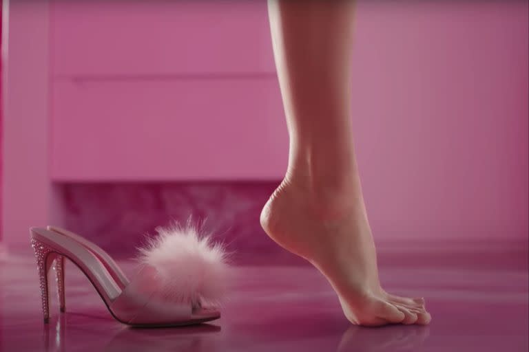 Margot Robbie y la famosa escena de los pies de Barbie