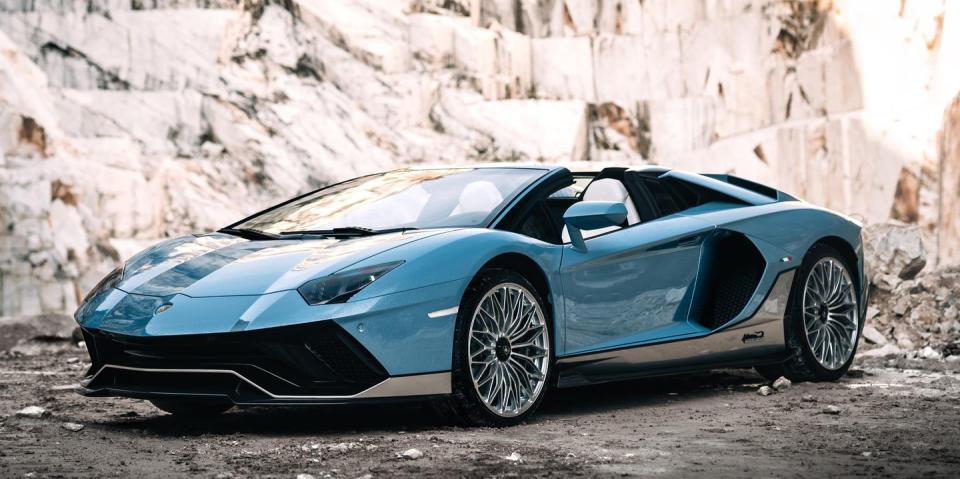 lamborghini aventador ultimae roadster