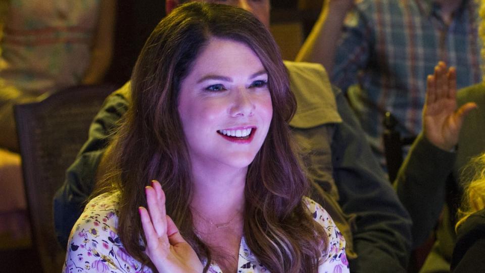 Lauren Graham as Lorelai Gilmore in Gilmore Girls: A Year in the Life.