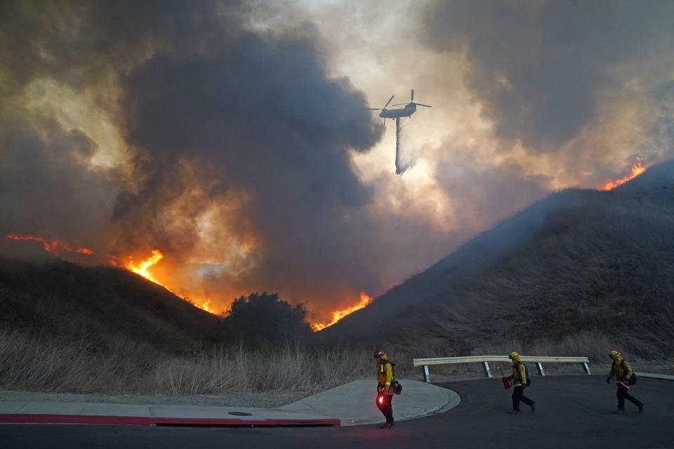 Blue Ridge Fire (Jae C. Hong / AP file)