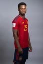 <p>Es un futbolista bisauguineano nacionalizado español, tiene 20 años y juega como delntero en el F. C Barcelona.</p>