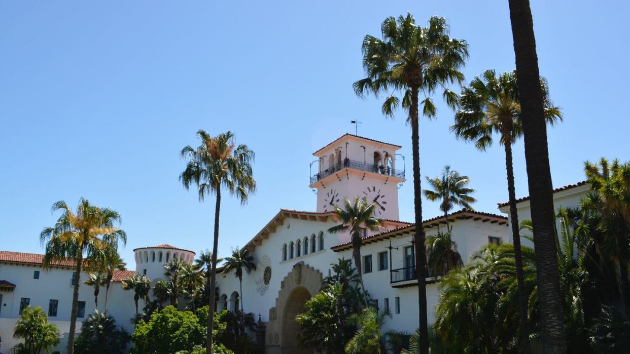 santa barbara courthouse view from the sunken gardens