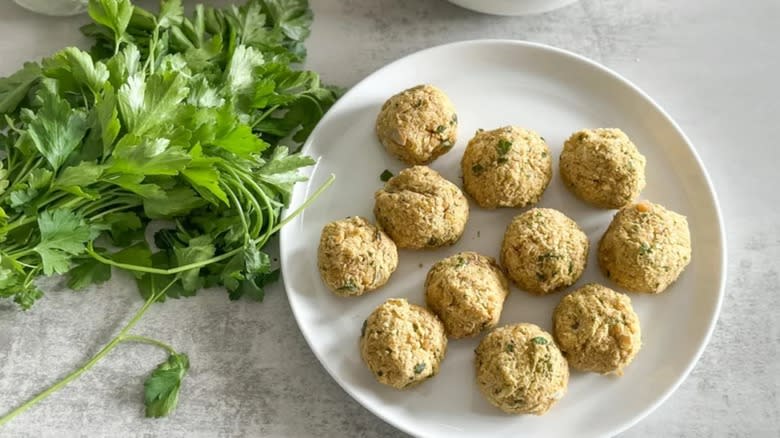 plate of falafel, parsley