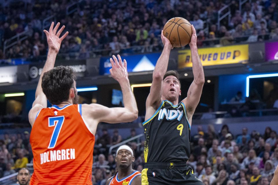 Indiana Pacers guard T.J. McConnell (9) shoots during the second half of of an NBA basketball game against the Oklahoma City Thunder, Friday, April 5, 2024, at Gainbridge Fieldhouse in Indianapolis.