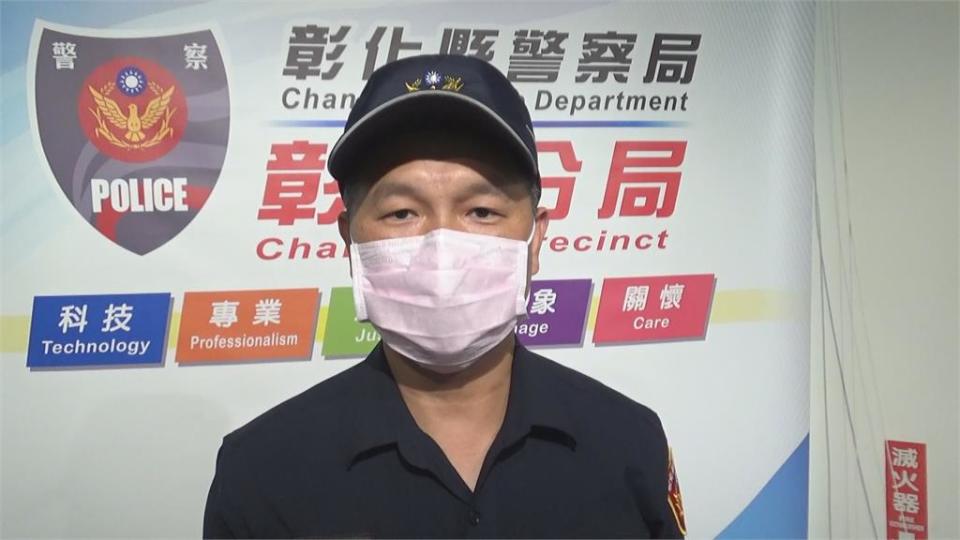 小客車突右轉閘道　騎士被撞後打滑撞護欄不治