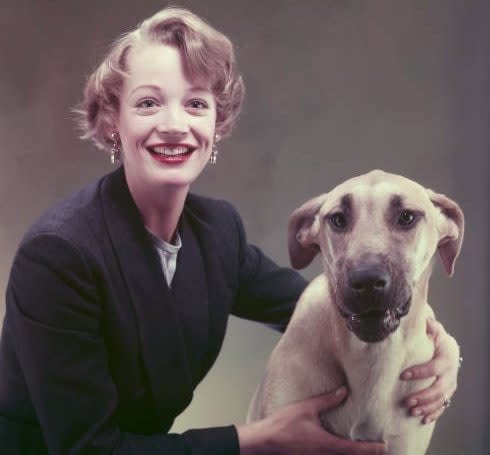 Patricia Dainton and canine companion in 1954 - Popperfoto via Getty Images
