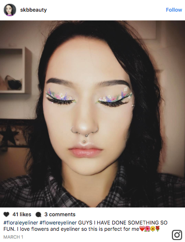 Makeup artists on Instagram have been drawing little flowers along their lash lines to create floral eyeliner.