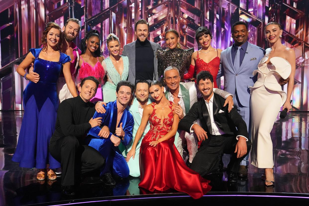 Ariana Madix Wins Competition Contestant of the Year at the 2024 People s Choice Awards 601