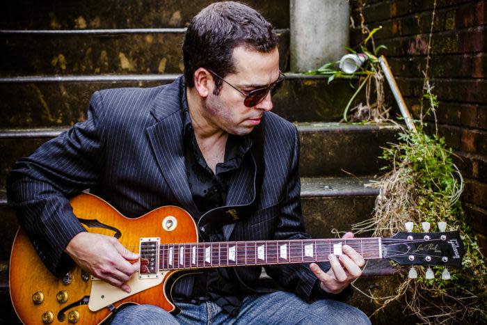 Albert Castiglia.