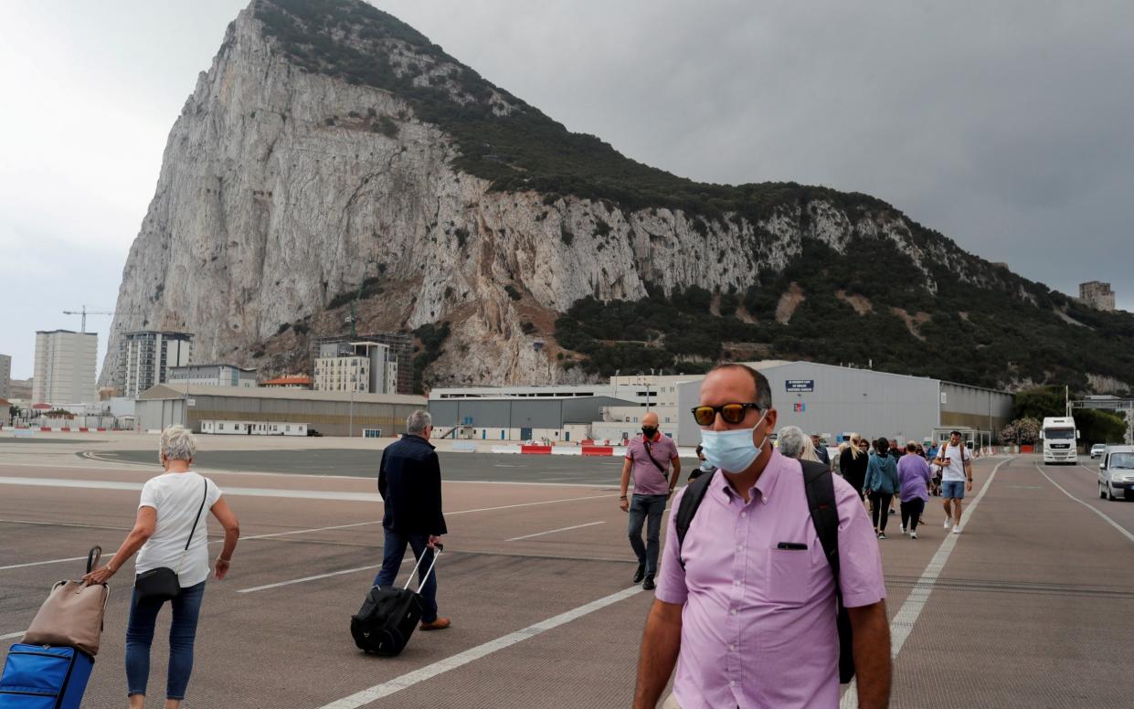 The EU wants the Spanish to police the border in Gibraltar - REUTERS