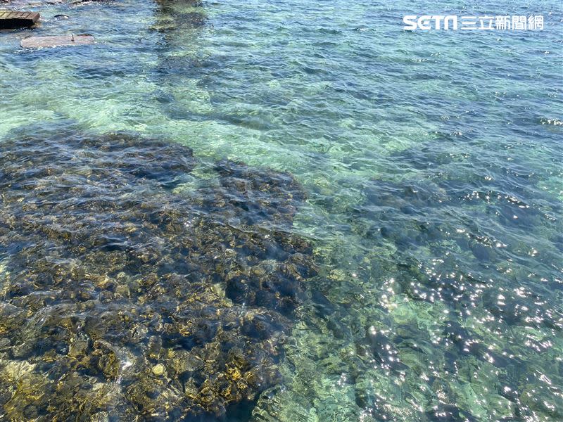 雲腿島海水非常清澈。（圖／記者楊晏琳攝影）