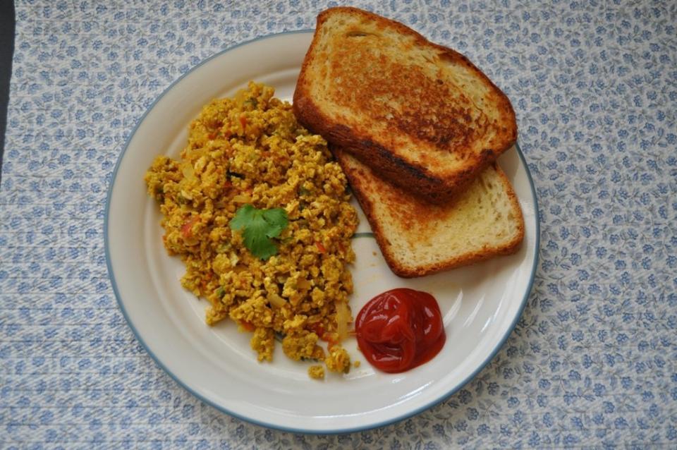 <strong>Get the <a href="http://food52.com/recipes/16754-buddy-s-unda-bhurji-spiced-up-scrambled-eggs" target="_blank">Unda Bhurji recipe</a> by PistachioDoughnut via Food52</strong>