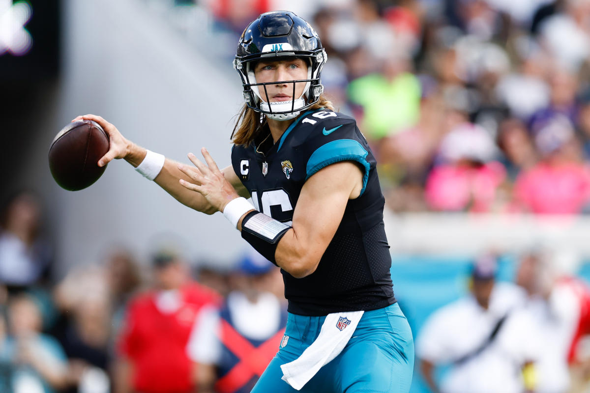 Jaguars' Trevor Lawrence delivers sweet throw for a 28-yard TD - ESPN