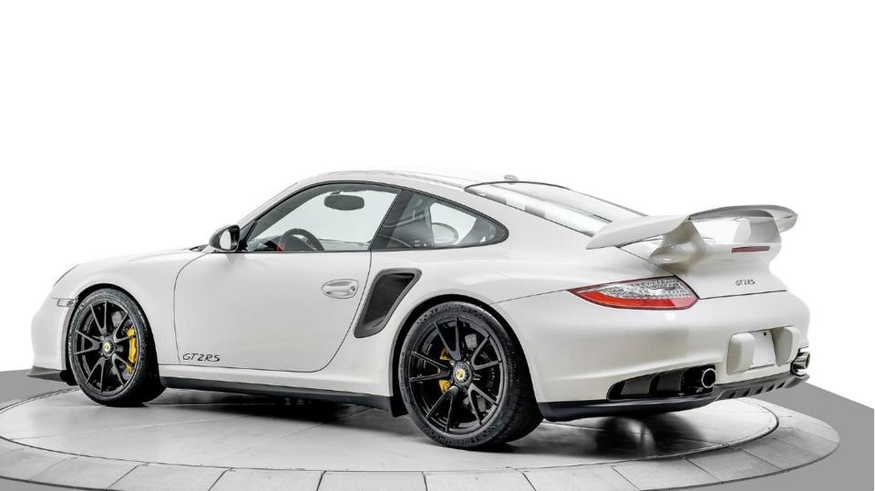 2011 Porsche 911 GT2 RS 11