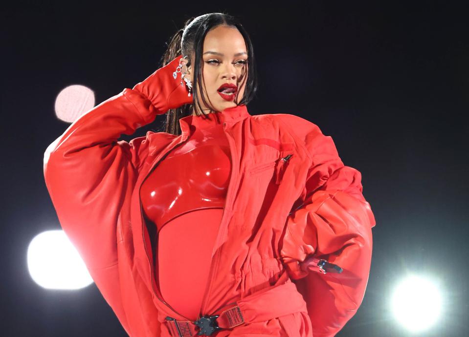 Feb 12, 2023; Glendale, Arizona, US; Recordist artist Rihanna performs during the halftime show of Super Bowl LVII at State Farm Stadium. Mandatory Credit: Mark J. Rebilas-USA TODAY Sports ORG XMIT: IMAGN-523123 ORIG FILE ID:  20230212_jcd_su5_0169.JPG