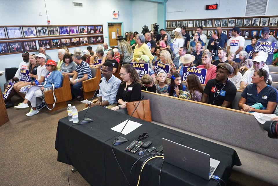 About 50 supporters of Benny's on the Beach packed the commission chambers and spilled into a nearby overflow room during the May 2 meeting at Lake Worth Beach City Hall.