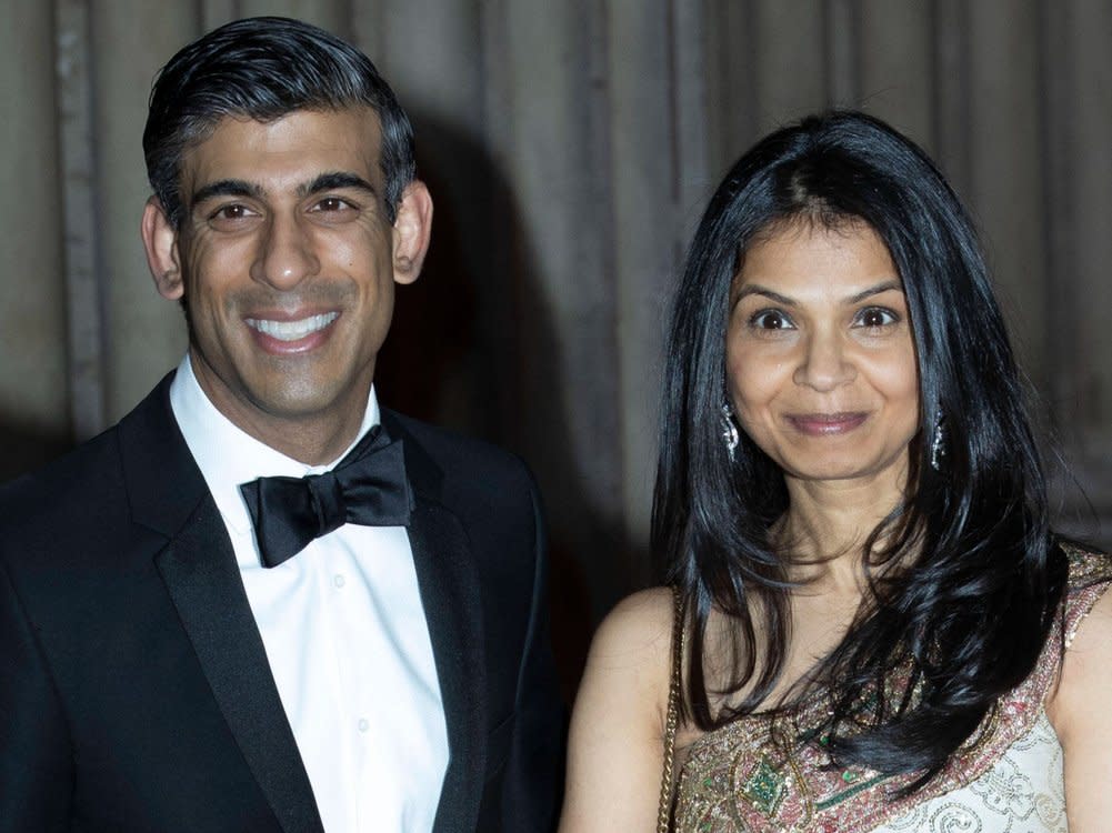 Der neue britische Premierminister Rishi Sunak und seine Frau Akshata Murthy ziehen Ende der Woche in 10 Downing Street ein. (Bild: imago/i Images)