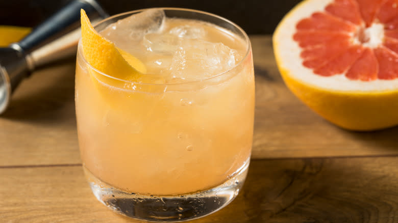 grapefruit radler cocktail