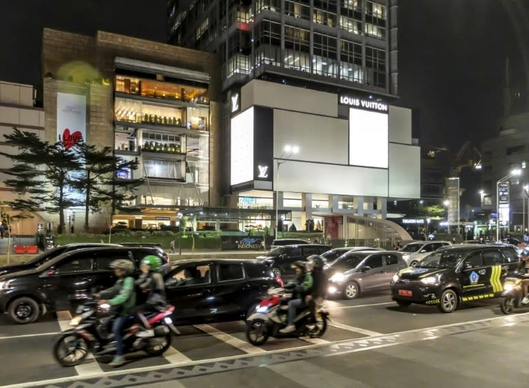 Despite worries about Jakarta's notorious traffic congestion, authorities say the implementation of an odd-even licence plate system is already bearing results