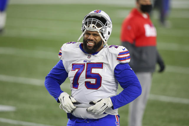 Buffalo Bills re-sign OL Daryl Williams to three-year extension