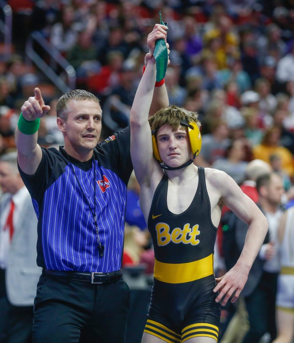 Timothy Koester of Bettendorf beat Dru Ayala of Fort Dodge in their Class 3A state championship match at 106 pounds on Saturday, Feb. 19, 2022, at Wells Fargo Arena in Des Moines.