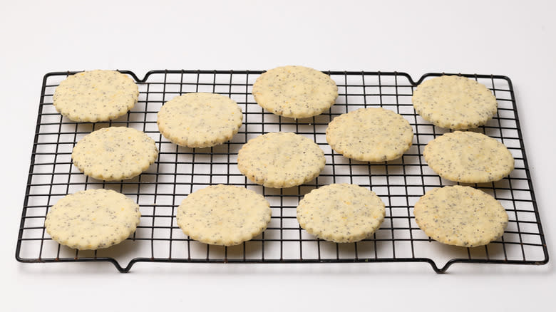 shortbread cookies cooling on rack