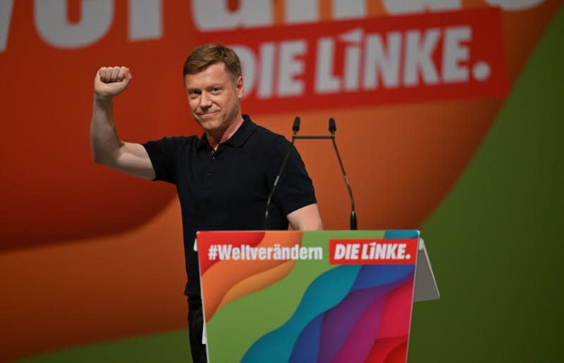 Martin Schirdewan (Die Linke), stands on the stage before being elected party chairman at the federal party conference of the Left Party in Erfurt. Martin Schutt/dpa