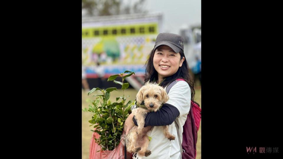 ▲台灣米倉田中馬拉松系列活動「寵愛迷你馬拉松」熱情開跑，民眾帶著小朋友和自己心愛的毛小孩一起路跑，展現出蓬勃的運動氛圍。（記者陳雅芳攝）