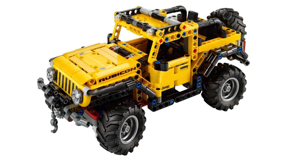 Lego 的 Jeep Wrangler Rubicon 可在書桌上翻山越嶺喔！ 