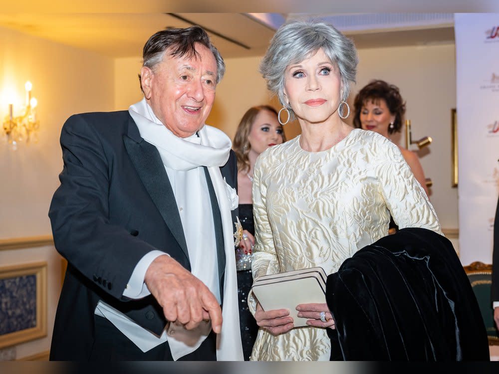 Jane Fonda brachte Glamour zum Wiener Opernball. (Bild: Imago Images/SEPA.Media)