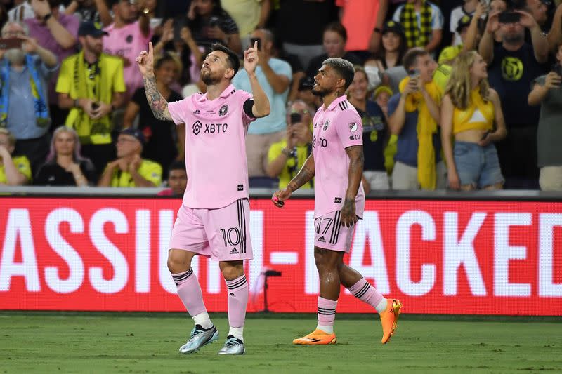 Messi celebra tras anotar el primer gol en la final de la Leagues Cup entre Nashville e Inter Miami