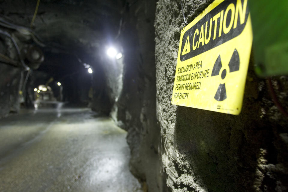 A mine shaft at the Cameco McArthur River mine site in northern Saskatchewan June 28, 2007. REUTERS/Dave Stobbe  (CANADA)