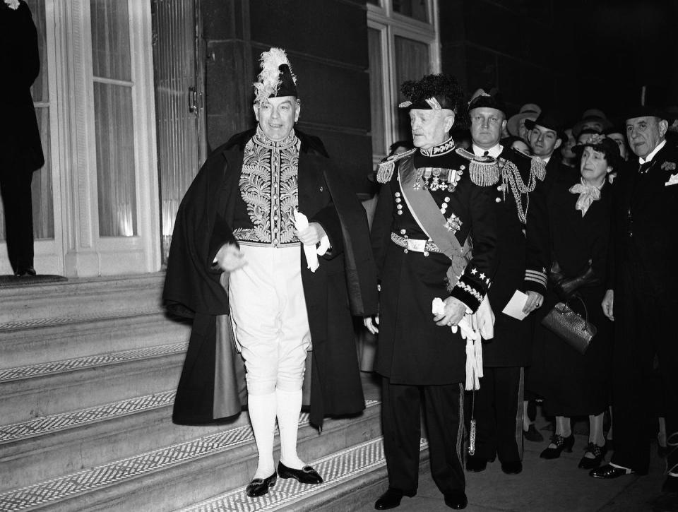 Gen. John J. Pershing, second to the left, sets off for Buckingham Palace, London, on May 10, 1937. (AP Photo/Staff/Len Puttnam) <a href="https://newsroom.ap.org/detail/KingGeorgeVICoronation/4584720ed89e410ebef95c48d4a4cc74/photo?Query=Pershing%20coronation&mediaType=photo&sortBy=arrivaldatetime:desc&dateRange=Anytime&totalCount=1&currentItemNo=0" rel="nofollow noopener" target="_blank" data-ylk="slk:AP Photo/Staff/Len Puttnam;elm:context_link;itc:0;sec:content-canvas" class="link ">AP Photo/Staff/Len Puttnam</a>