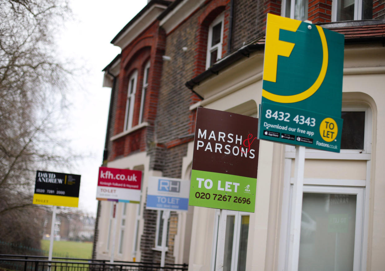 File photo dated 08/02/17 of a row of To Let estate agent signs placed outside houses in north London. Rental houses are being snapped up by tenants six days faster on average than they were a year earlier, analysis has found. In the last three months of 2020, houses were taking 13 days to be rented out typically, compared with an average of 19 days in the fourth quarter of 2019, Zoopla found. Issue date: Tuesday February 9, 2021.