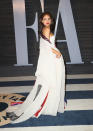 <p>Eiza González a su llegada a la fiesta de Vanity Fair/Getty Images </p>