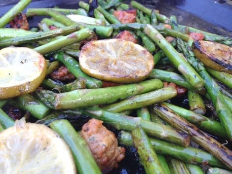 Grilled asparagus with chorizo and lime 