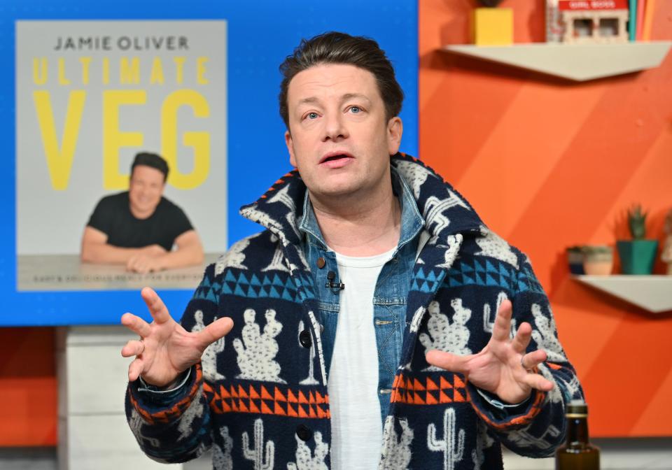 El chef Jamie Oliver, muy popular en Estados Unidos, están promoviendo comidas centradas en plantas. Foto: Bloomberg. 