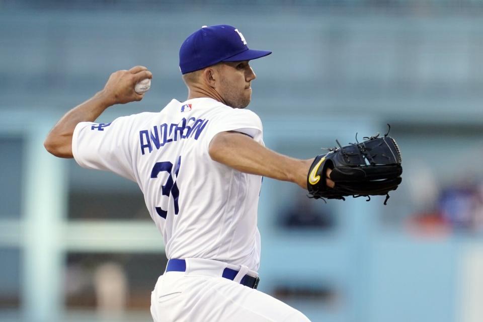 Dodgers pitcher Tyler Anderson delivers a pitch against the Giants.
