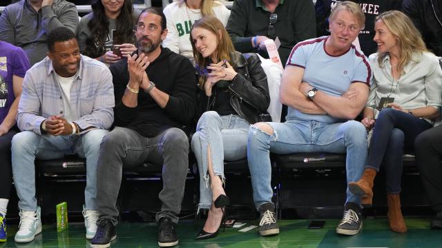 Aaron Rodgers was courtside next to Randall Cobb, Mallory Edens