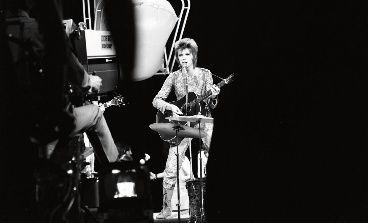 David Bowie performing 'Starman' on Top of the Pops (TOTP) in July 1972 (Picture: BBC)