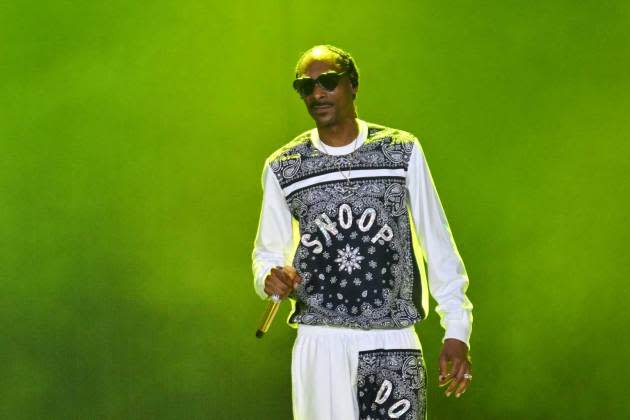 Snoop Dogg explains how he became a Pittsburgh Steelers fan