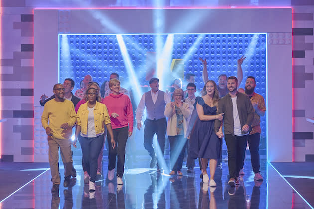 Contestants arrive in the “Brick Lake“ Season 4 premiere