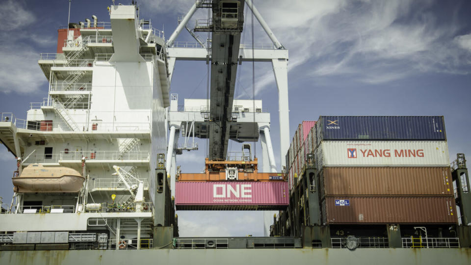 The Port of Los Angeles, pictured here, and the Port of Long Beach handles more than a third of all containerized imports to the U.S. (Jim Allen/FreightWaves)