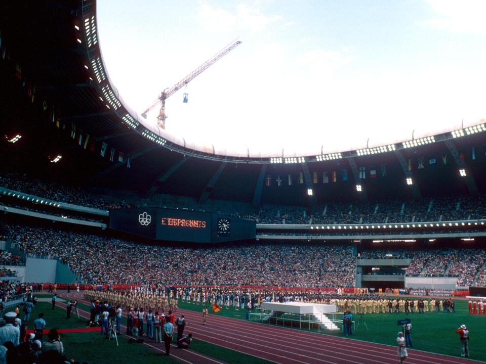 montreal olympic stadium 1976